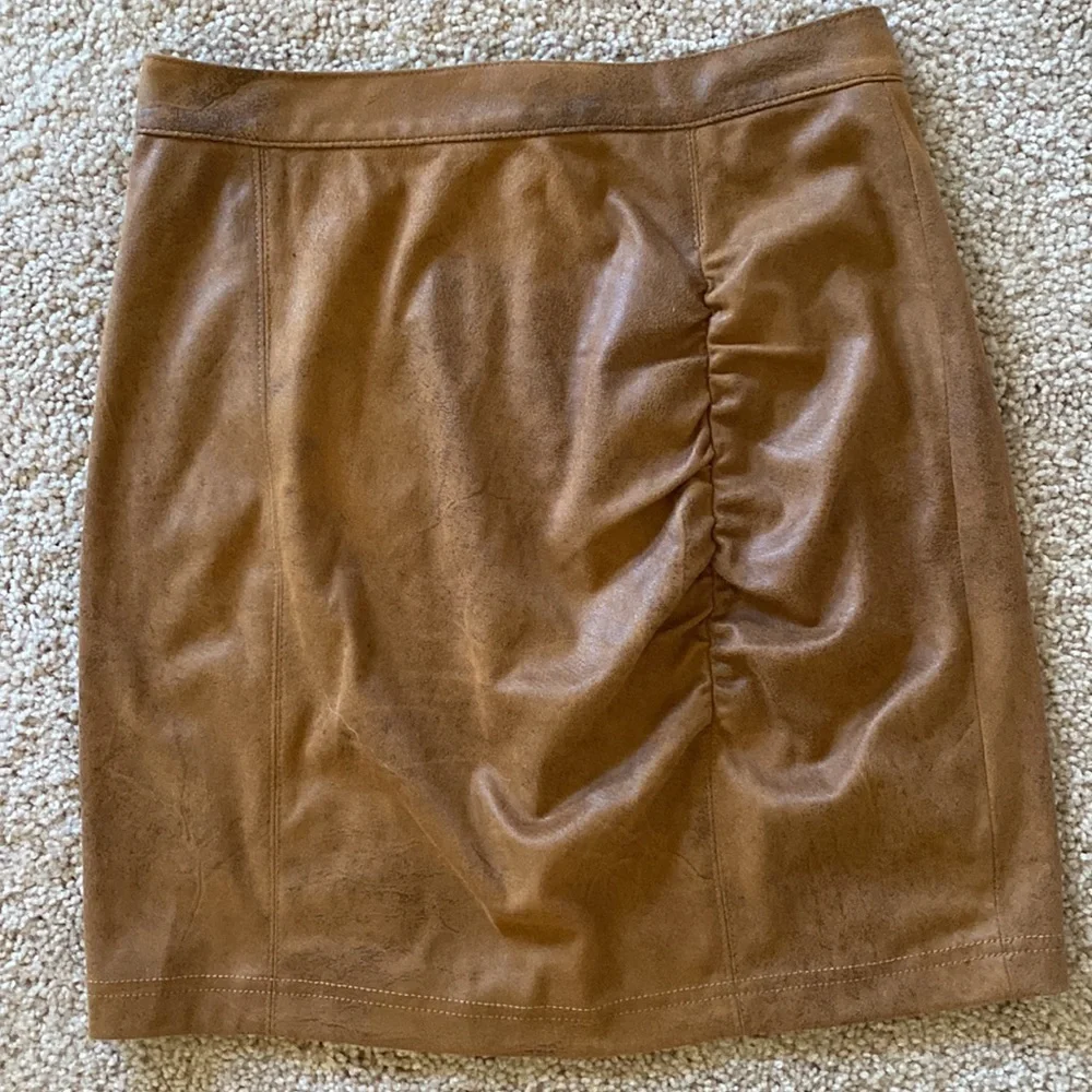 Free People Rumi Ruched Faux Leather Mini Skirt in Camel